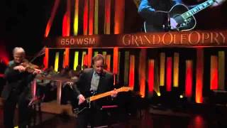 Joe Diffie performs George Jones&#39; White Lightning Live at the Grand Ole Opry