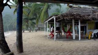preview picture of video 'Panama, plaża w La Miel - pora deszczowa'