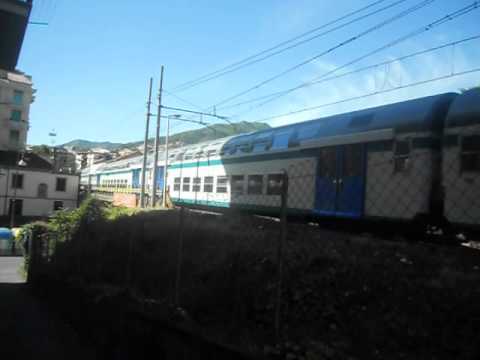 REG E464 e carrozze due piani.AVI