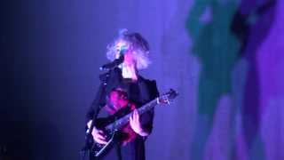 St. Vincent - Prince Johnny (HD) Live In Paris 2014
