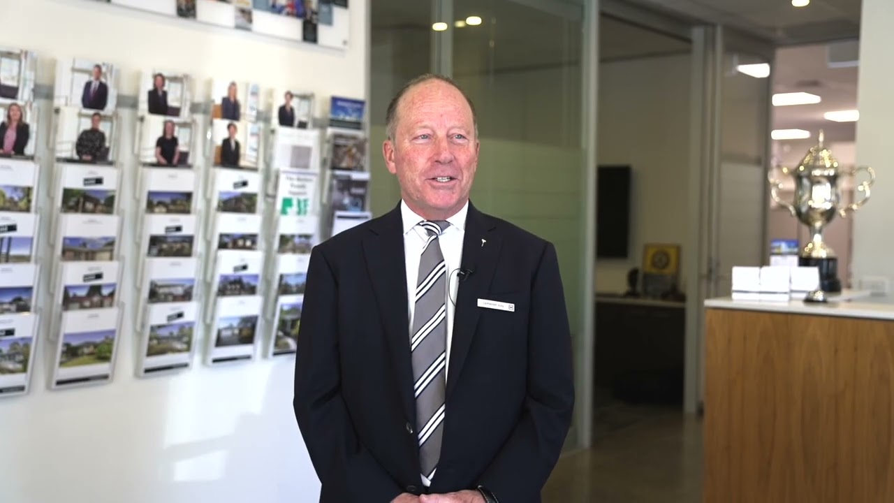 Julian Badenach Office Profile Video