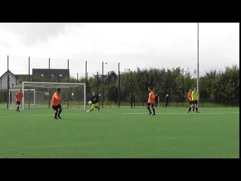 27 okt 2018 VV De Meern 2 - CJVV 3 com 1-3 Leuk sprongetje