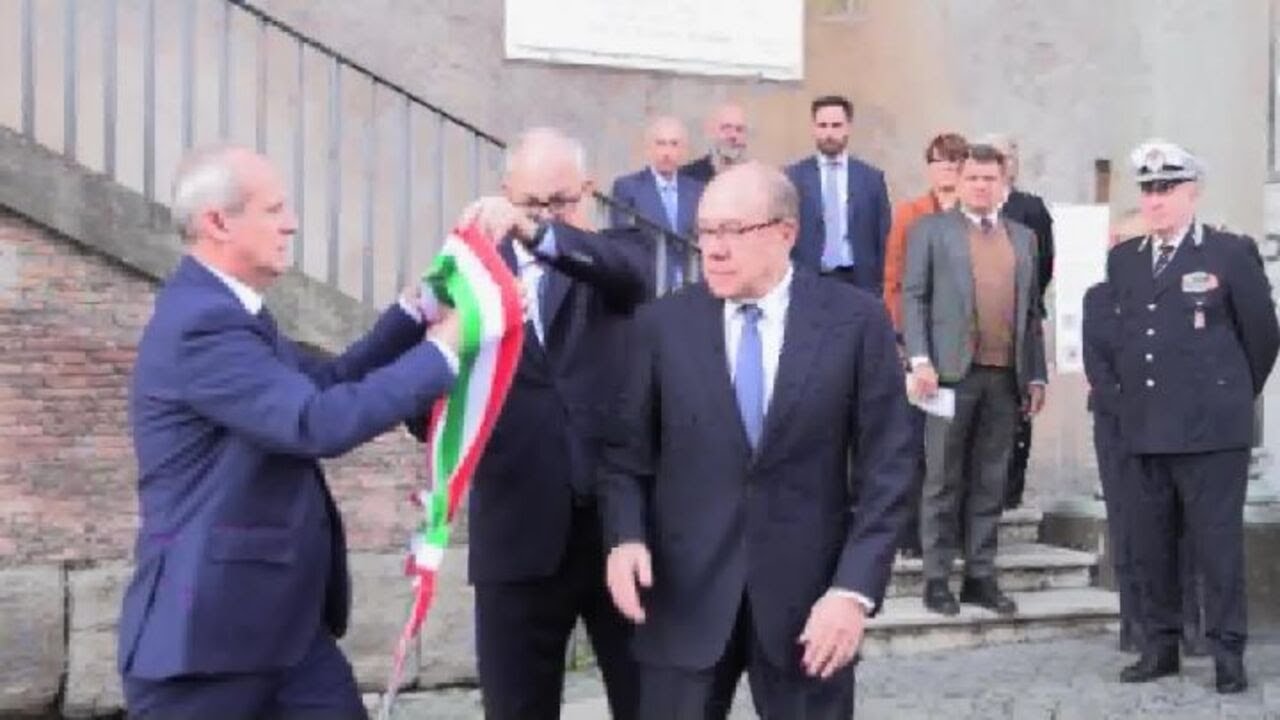 "Adesso ti comando", Verdone sindaco per un giorno scherza con Gualtieri