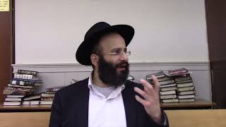 כעומד לפני המלך - איך מתפללים שמונה עשרה בצורה נכונה (הרב אלחנן משה נחמנסון) - התמונה מוצגת ישירות מתוך אתר האינטרנט יוטיוב. זכויות היוצרים בתמונה שייכות ליוצרה. קישור קרדיט למקור התוכן נמצא בתוך דף הסרטון