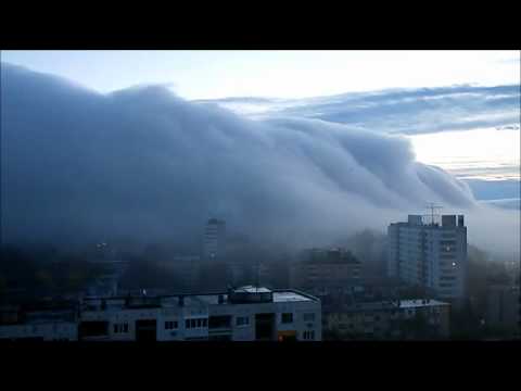 "Лавина" от мъгла погълна Пловдив