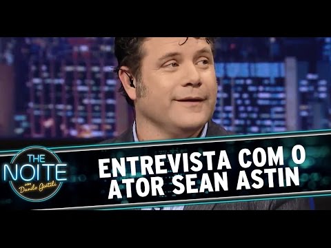 The Noite (05/12/14) - Entrevista com Sean Astin, de Os Goonies