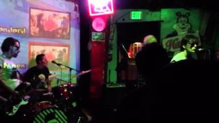 The Billy Bones (ex Skulls) live at The Tower Bar, San Diego