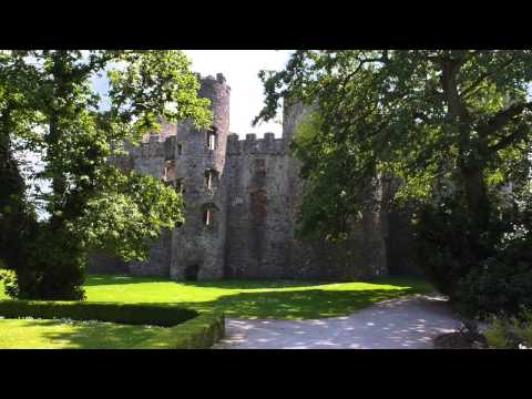Castles from the Clouds: Laugharne Castle - Cymru o'r Awyr: Castell Talacharn