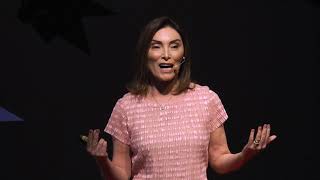 Depressão e um modelo novo de psiquiatria e saúde mental  | Sofia Bauer | TEDxFCMMG