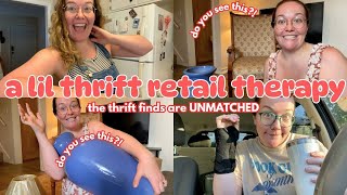Vlog #379| hang out with me! Wrist surgery recovery & MAJOR thrift store SCORES!