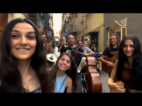 Trio Mandili & Ars Nova Napoli - La Virrinedda