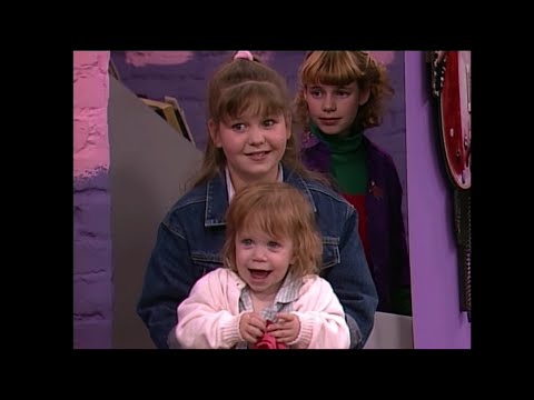Full House - DJ and Kimmy meet Stacey Q. End of season 1
