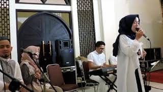 Download lagu IBU - Cover by Nissa Sabyan mp3 Download lagu IBU - Cover by Nissa Sabyan mp3