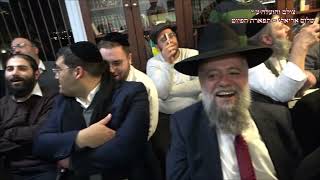 יאלי תישכי מן אלהווא ياللي تشكي م الهوى דרור יחזקאלי בשבע ברכות לחתן מרדכי טימור - התמונה מוצגת ישירות מתוך אתר האינטרנט יוטיוב. זכויות היוצרים בתמונה שייכות ליוצרה. קישור קרדיט למקור התוכן נמצא בתוך דף הסרטון יאלי תישכי מן אלהווא ياللي تشكي م الهوى דרור יחזקאלי בשבע ברכות לחתן מרדכי טימור - התמונה מוצגת ישירות מתוך אתר האינטרנט יוטיוב. זכויות היוצרים בתמונה שייכות ליוצרה. קישור קרדיט למקור התוכן נמצא בתוך דף הסרטון