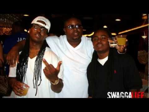 Mic Conn "Turn Up" (Molly) Feat. Cuddy Mac & Yung Durt Prod. by Ebola Production