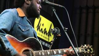 Michael Kiwanuka - I&#39;ll Get Along (Bing Lounge)