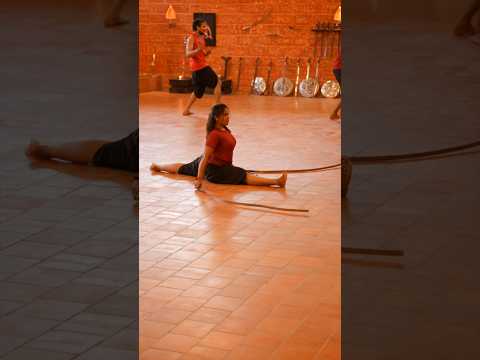 URUMI - Watch This Deadly Kalaripayattu Weapon in Action ! #kalaripayattu #mma