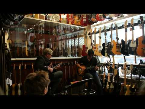 Mike Moreno  And Ulf Bandgren plays Body and Soul at No1 Guitarshop