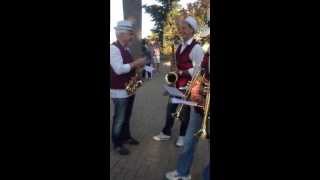 preview picture of video 'Una Tantum Marching Band - La beguine di Nazareno'