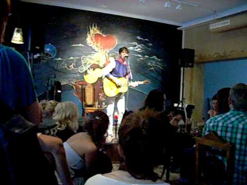 Lasse Lindh, Borlänge 1/8