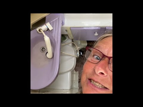 Pfusch am Bau /wenn Frau das Basteln anfängt🙈Teil 2 duschwanne erneuern #wohnmobil #oldtimer #fiat