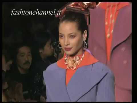 "Chloè" Autumn Winter 1994 1995 Paris 1 of 6 pret a porter woman by FashionChannel