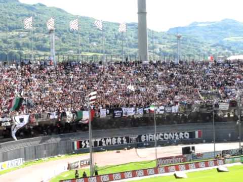 ASCOLI-TRIESTINA 3-0 - Coro Curva Sud-Rozzi -42a g.ta serie B 2010-11