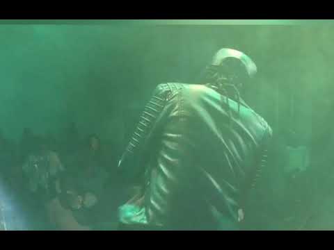 Xtra Large Maroja feat MacDee - Postman