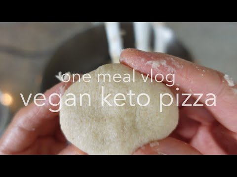 Vegan keto pizza lunch - One meal vlog #ASMR
