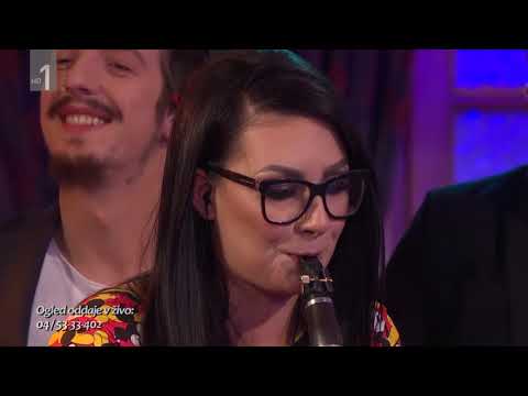 Družina poje - Družina Pečko (Slovenski pozdrav, 16.2.2018)