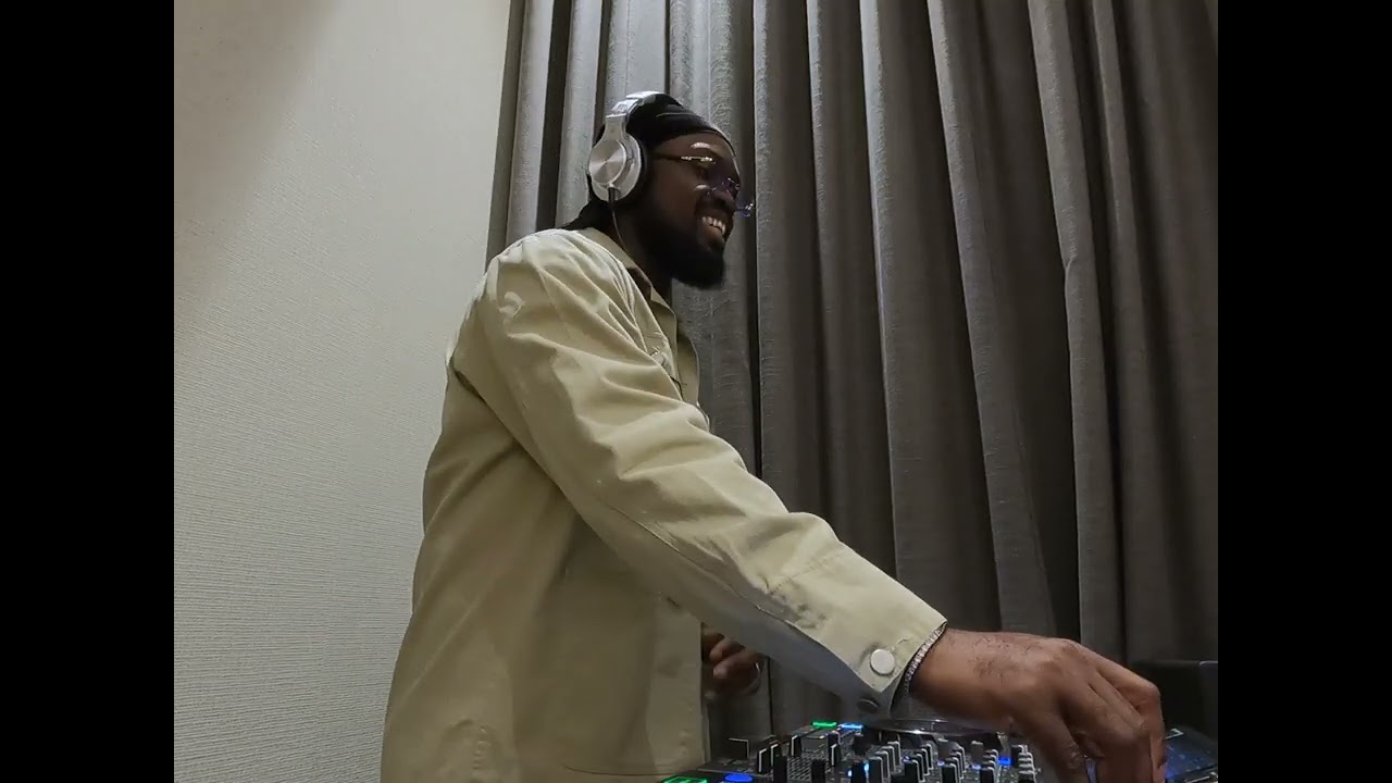 Promotional video thumbnail 3 for Sasky Mali Music