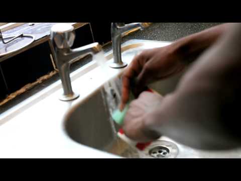 *throwback* YUNG REEKS feat JOHN WAYNE   Colt 45 MUSIC VIDEO