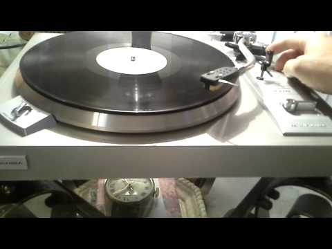 Toshiba sr-a270 turntable