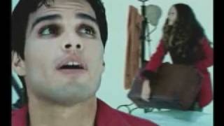 Video Alguien Que Bese Como Tú de Pedro Súarez Vertíz