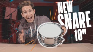 Video thumbnail for NEW SNARE?! Millenium SD105 10"x05" Steel Side Snare Unboxing and REVIEW & Thomann Unboxing! by Ricardo Viana