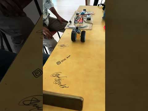 Auto braking system 🤖 #robot #arduino #arduinoproject #project #engineering #mechanicalengineering