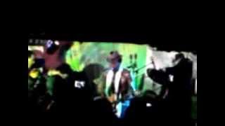 Run Away by Keziah Jones @ L'International Paris July 18th 2010