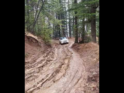 Jeep compass 4×4 mud off road.