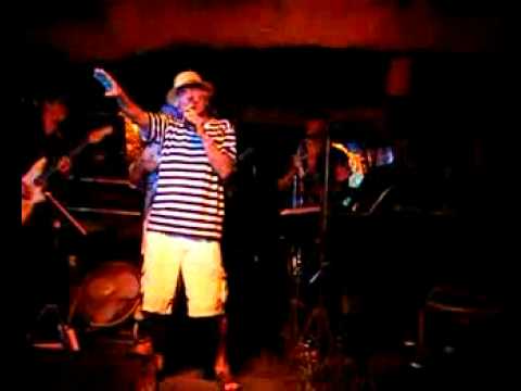 LOU DEPRYCK AU LUCIFER WALKING STREET PATTAYA 26 12 08 001  une vidéo de manaomaxime  LOU  HOLLYWOOD  BANANAS  PATTAYA  THAILAND 13180007