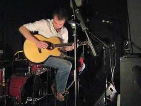 Aiden Mackenzie at The Vale, Glasgow | 'So Indie It Hurts' Tour 2007