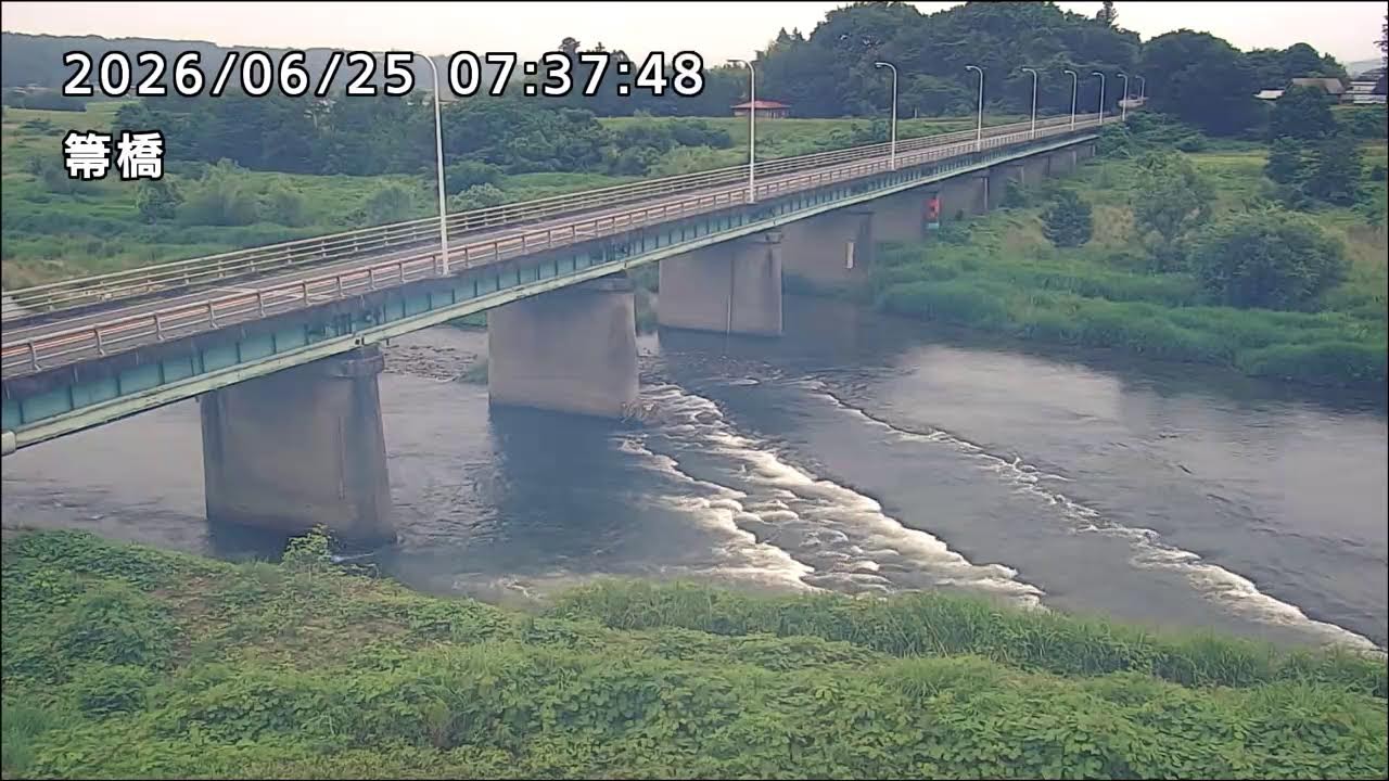 Live webcam view of Hōki Bridge over the Hōki River