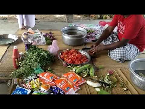 Provide food support to Avisho school by Naina Mohamed College 2003 Singai Udhavum Karangal friends Provide food support to Avisho school by Naina Mohamed College 2003 Singai Udhavum Karangal friends