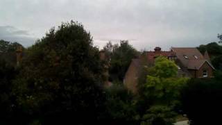 preview picture of video 'Parakeets flying low over East Molesey gardens  - 2'
