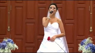 Noiva entra cantando - Ainda Bem (Vanessa da Mata) Cantora LILIAN