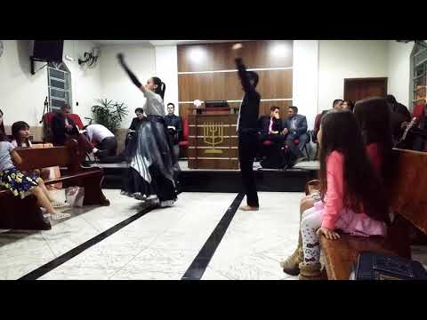 Deus cuida. Luanna e Francisco. (Shalom)