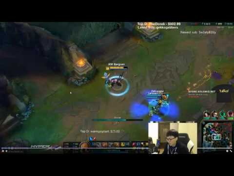 Bjergsen đang stream thì mẹ bước vào và mặc mỗi đồ lót