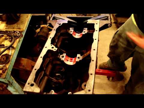 Willys L 134 Crankshaft and Rear Main Seal Install, Checking End Play