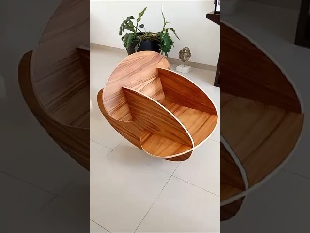 Vídeo relacionado con Vinsetto Silla de Juego con función Mecedora, Silla de Oficina Regulable en Altura, Silla de Ordenador ergonómica con Altavoz, Soporte Lumbar y Cervical para Sala de Juegos Piel sintética Rojo+Negro