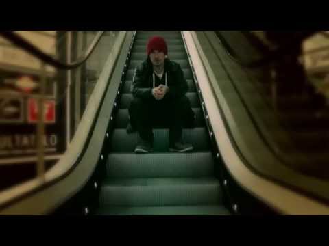 PIKASSO - METROPOLIA (OFFICIAL VIDEO)