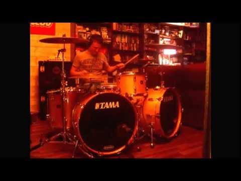 [HD] Will Karling plays Superstar TAMA vintage drum kit